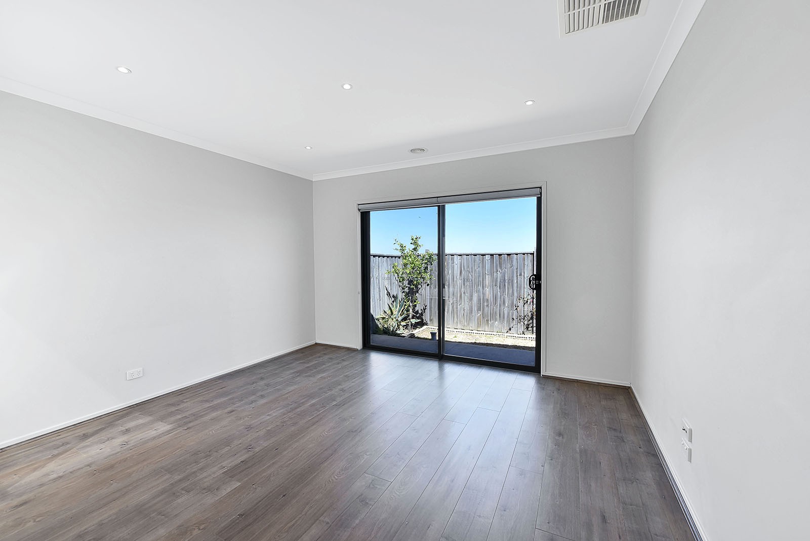 48 Silverwood Drive, Greenvale, VIC 3059, Greenvale - Thumbnail 4