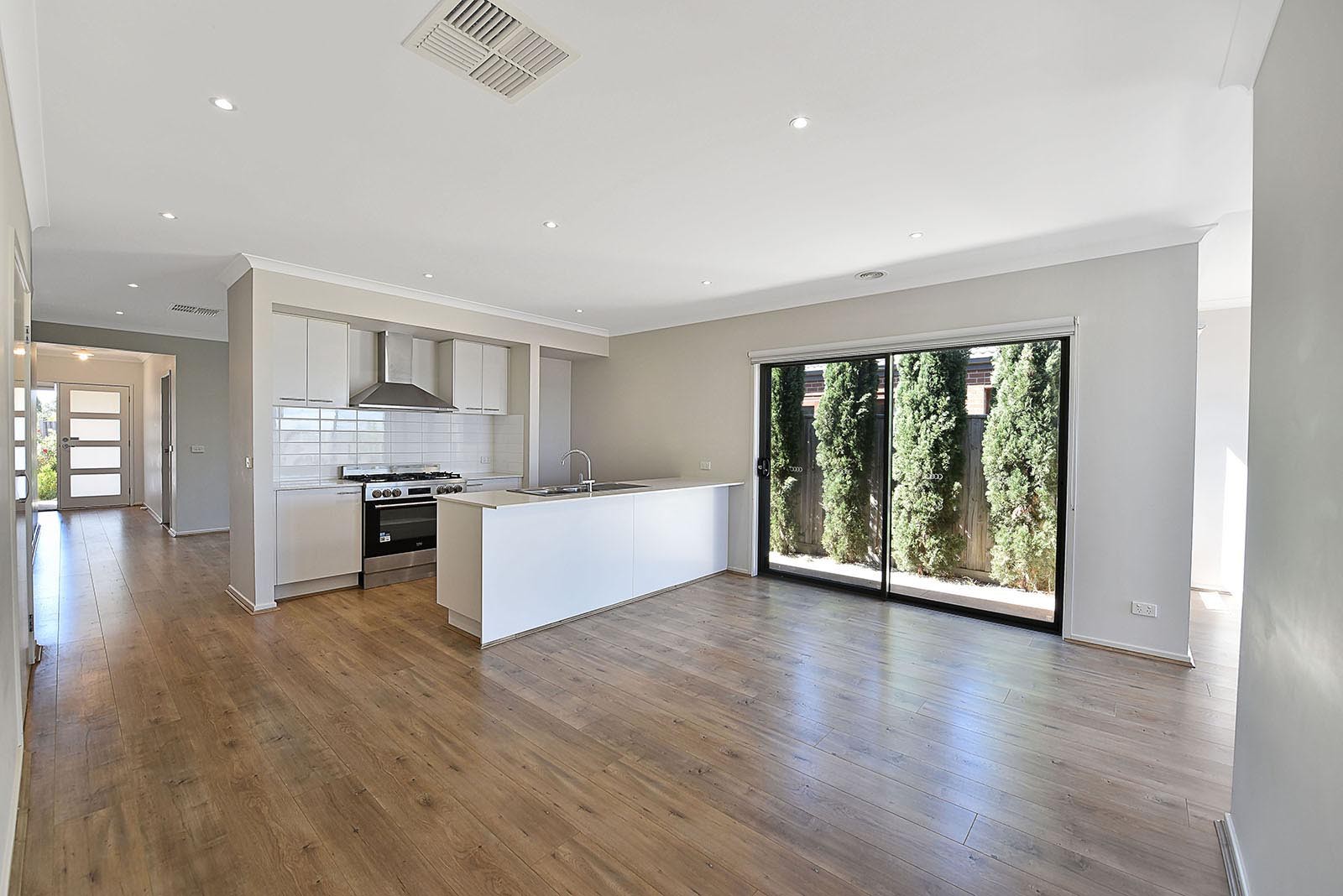 48 Silverwood Drive, Greenvale, VIC 3059 - Thumbnail 2 - 04/02/2026