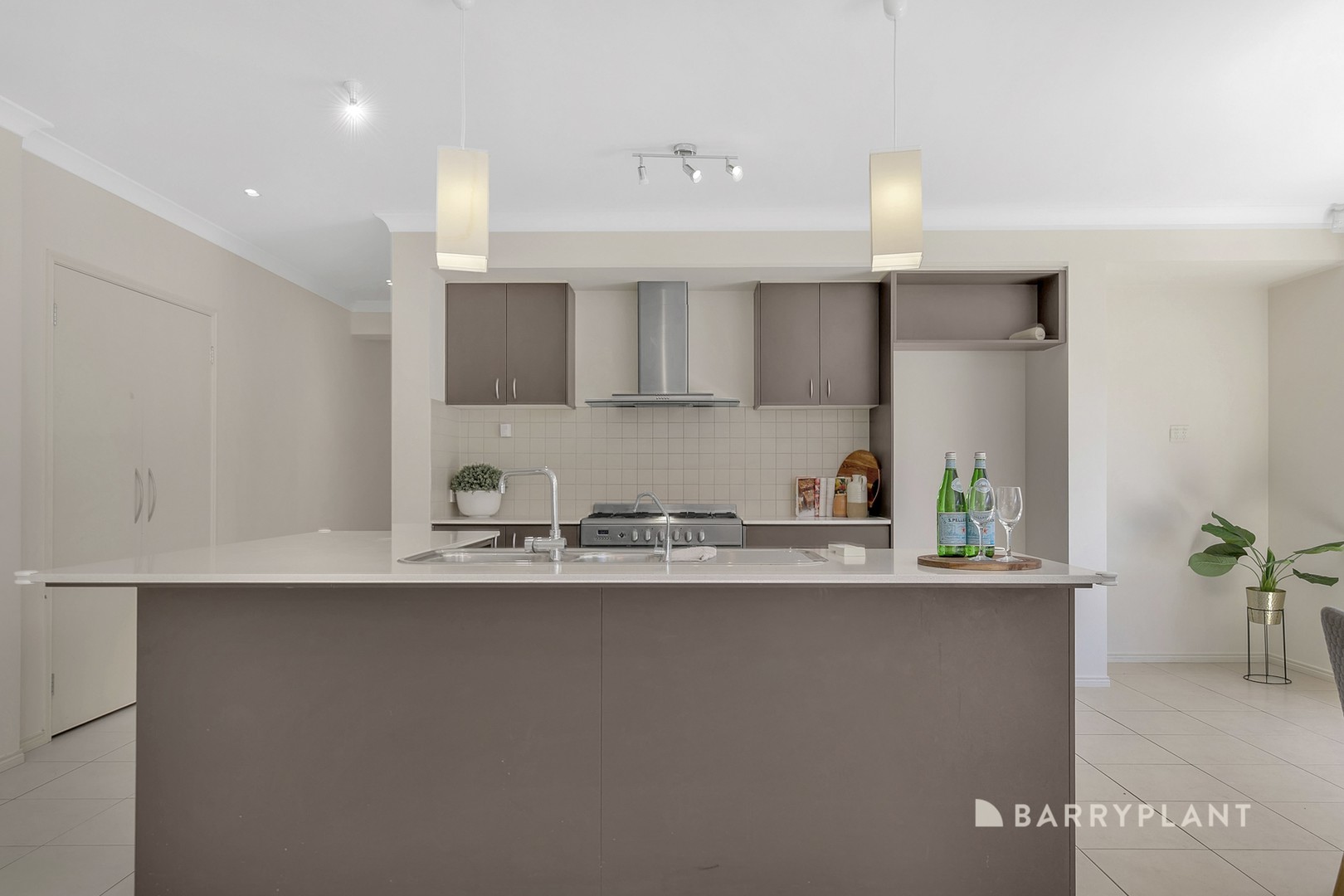 48 Tuross Crescent, South Morang, VIC 3752, South Morang - Thumbnail 4