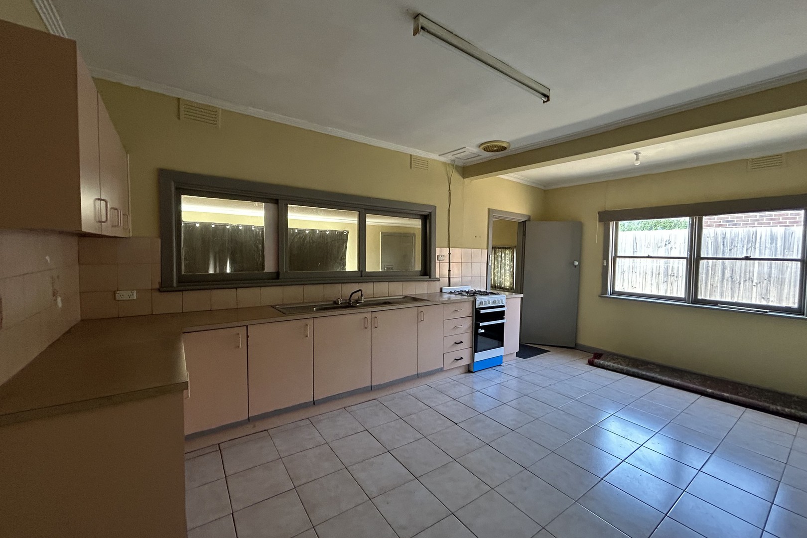 48A Barry Street, Reservoir, VIC 3073, Reservoir - Thumbnail 4