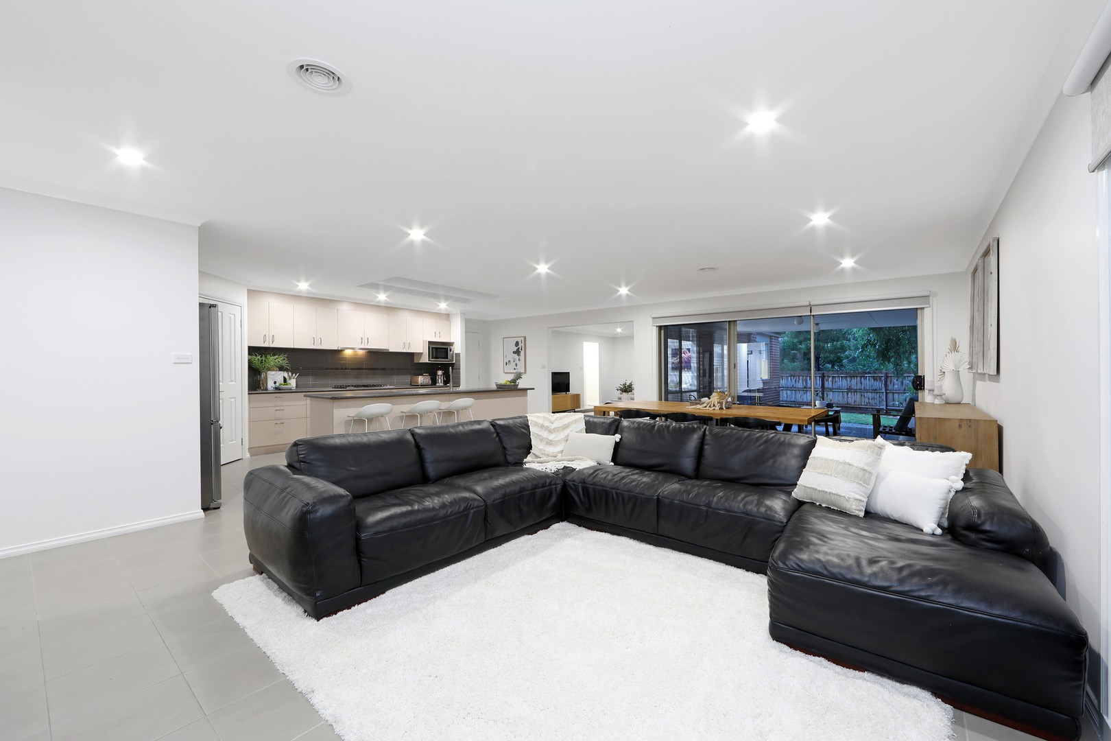 48A Westminster Drive, Rowville, VIC 3178, Rowville - Thumbnail 3