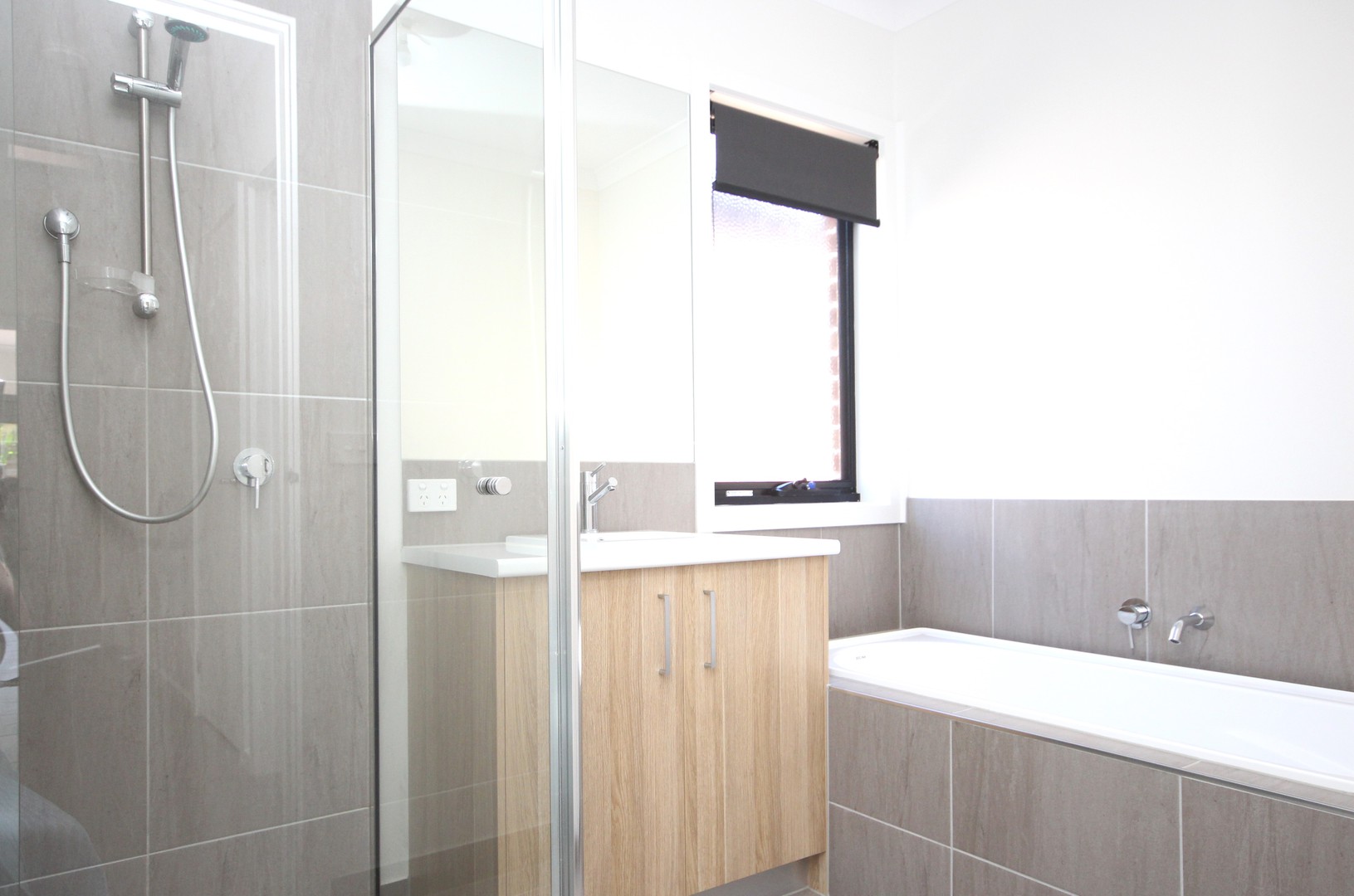 48B Drysdale Avenue, Hamlyn Heights, VIC 3215, Hamlyn Heights - Thumbnail 2