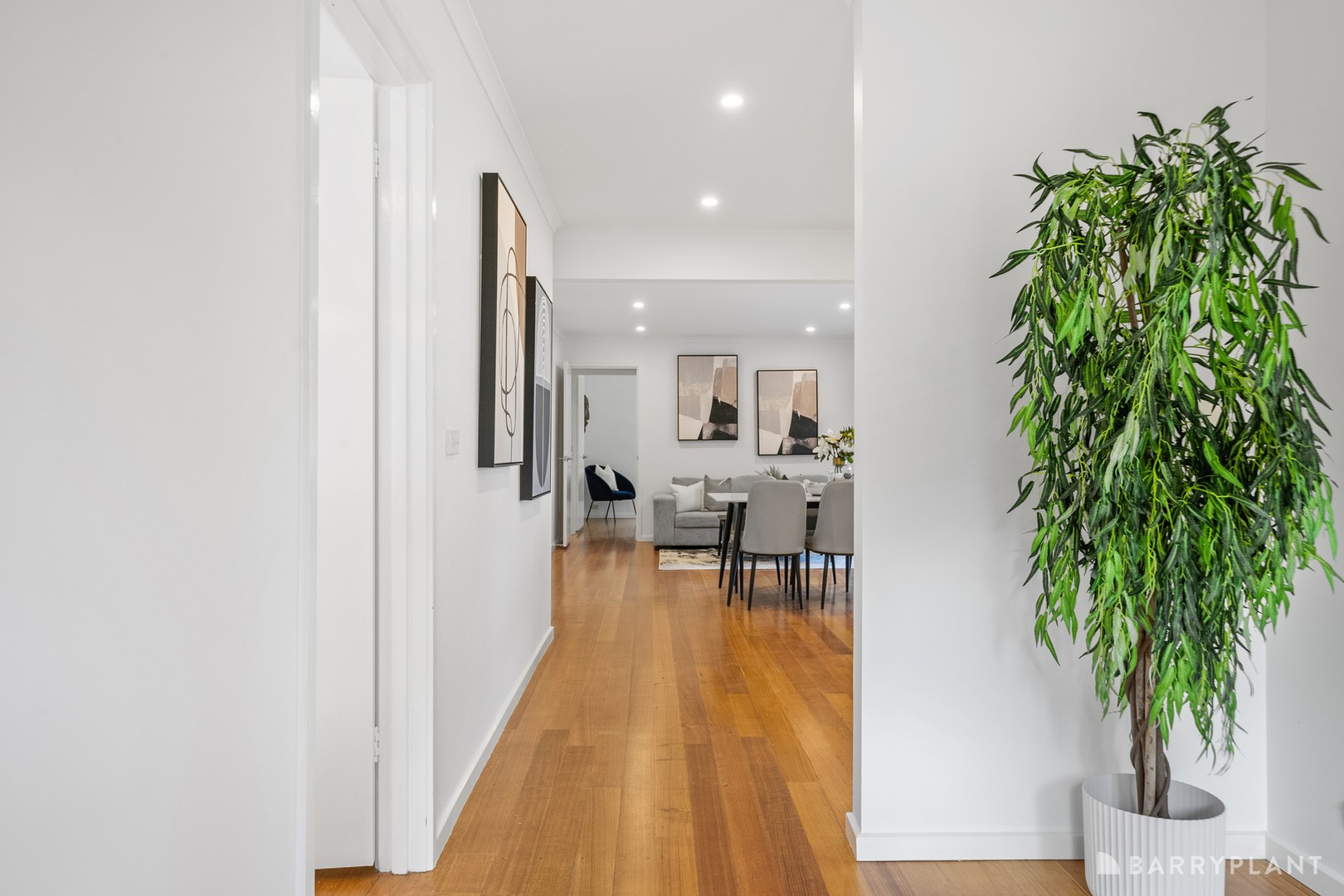49 Andrew Crescent, Croydon South, VIC 3136, Croydon South - Thumbnail 3