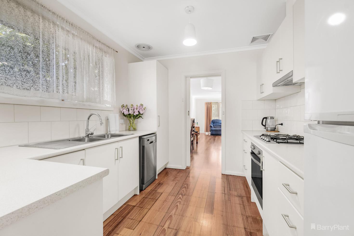 49 Beaver Street, Box Hill South, VIC 3128, Box Hill South - Thumbnail 3
