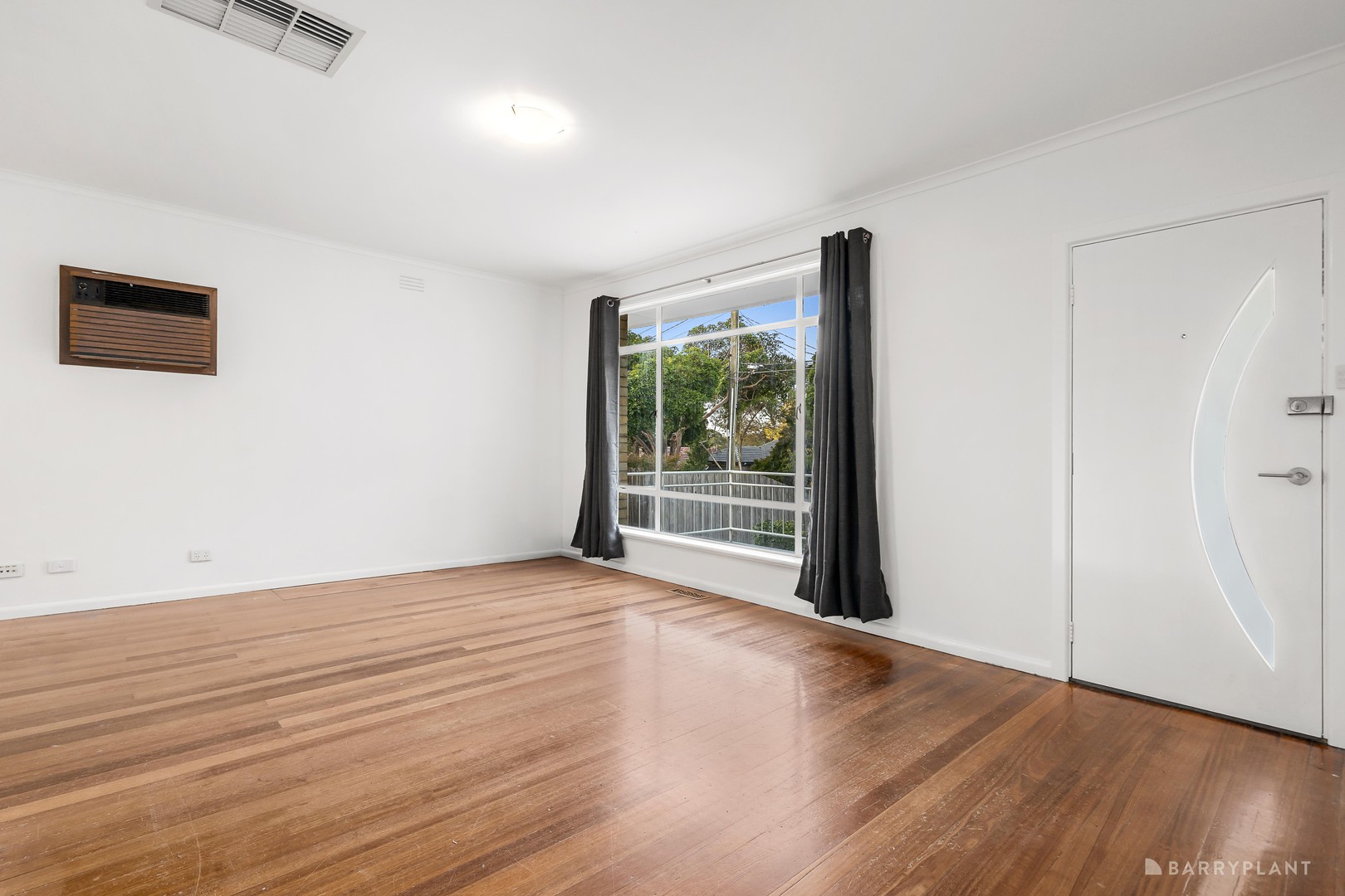 49 Blazey Road, Croydon South, VIC 3136 - Thumbnail 2 - 23/04/2026