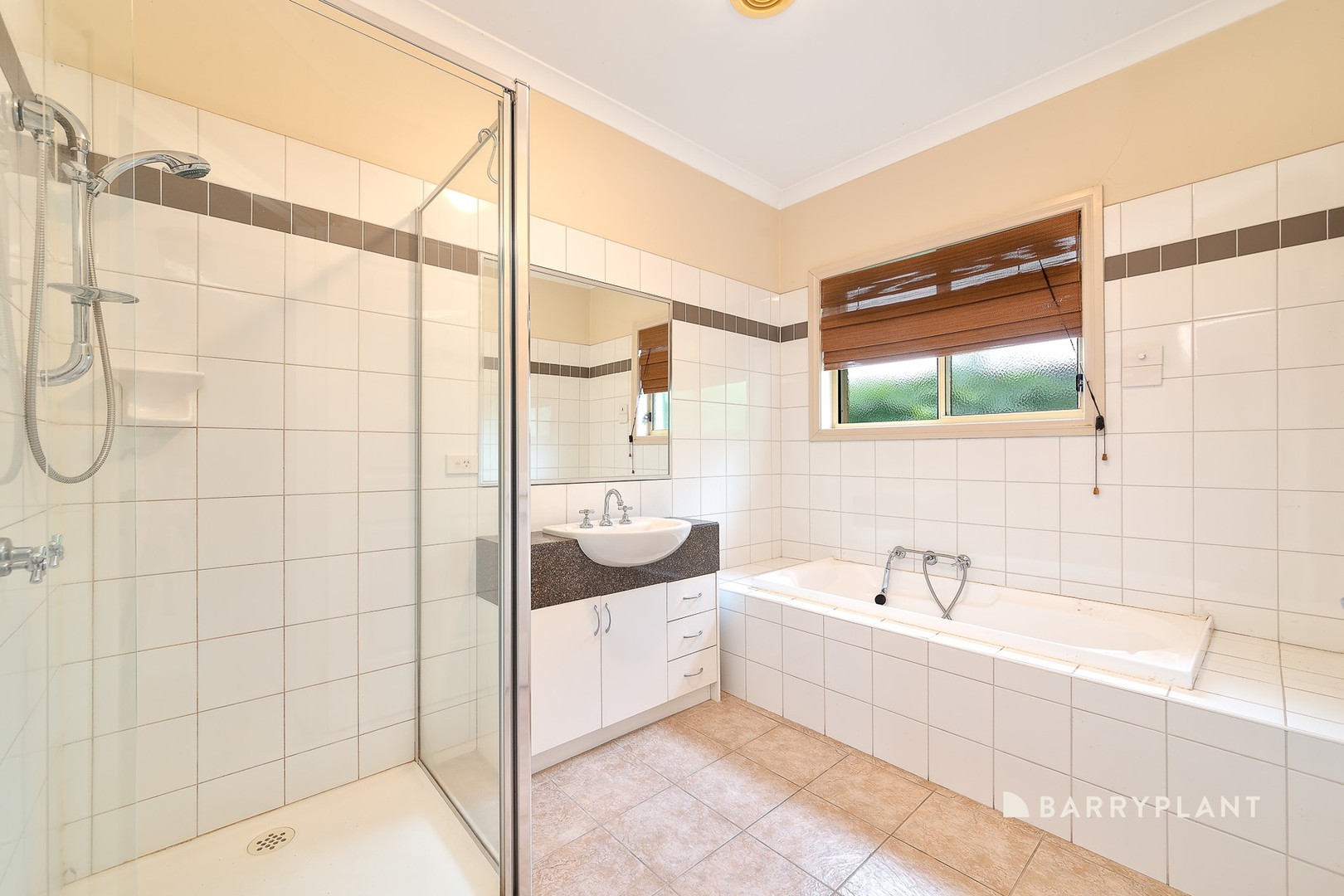 49 Bowral Loop, Craigieburn, VIC 3064, Craigieburn - Thumbnail 3