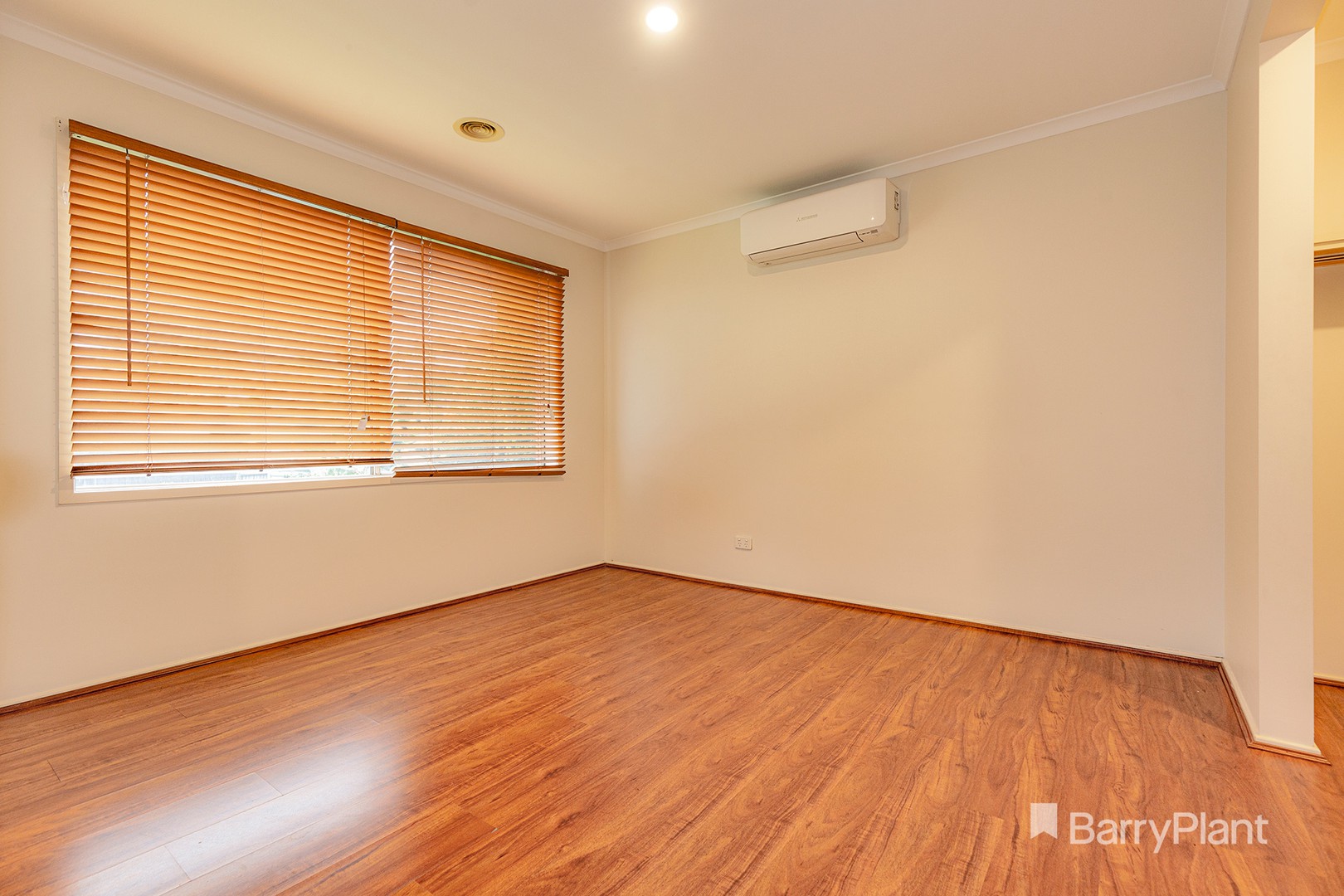 49 Browtop Road, Narre Warren, VIC 3805, Narre Warren - Thumbnail 4
