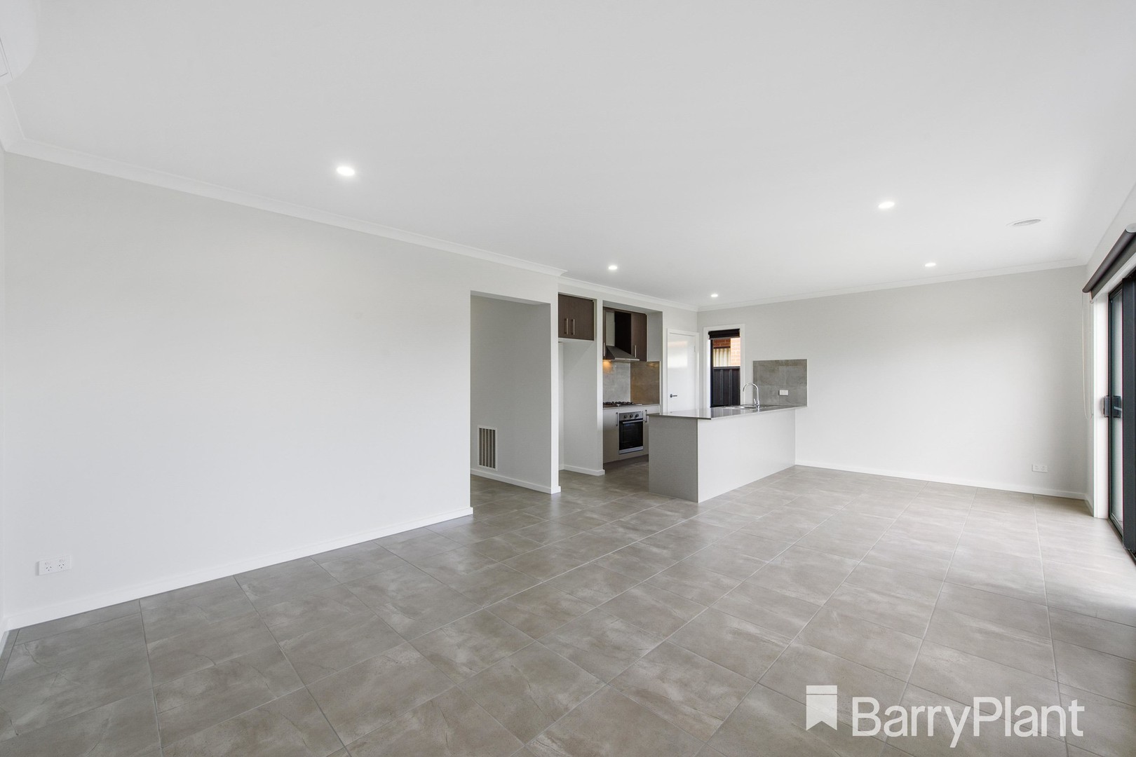 49 Dublin Street, Tarneit, VIC 3029, Tarneit - Thumbnail 5