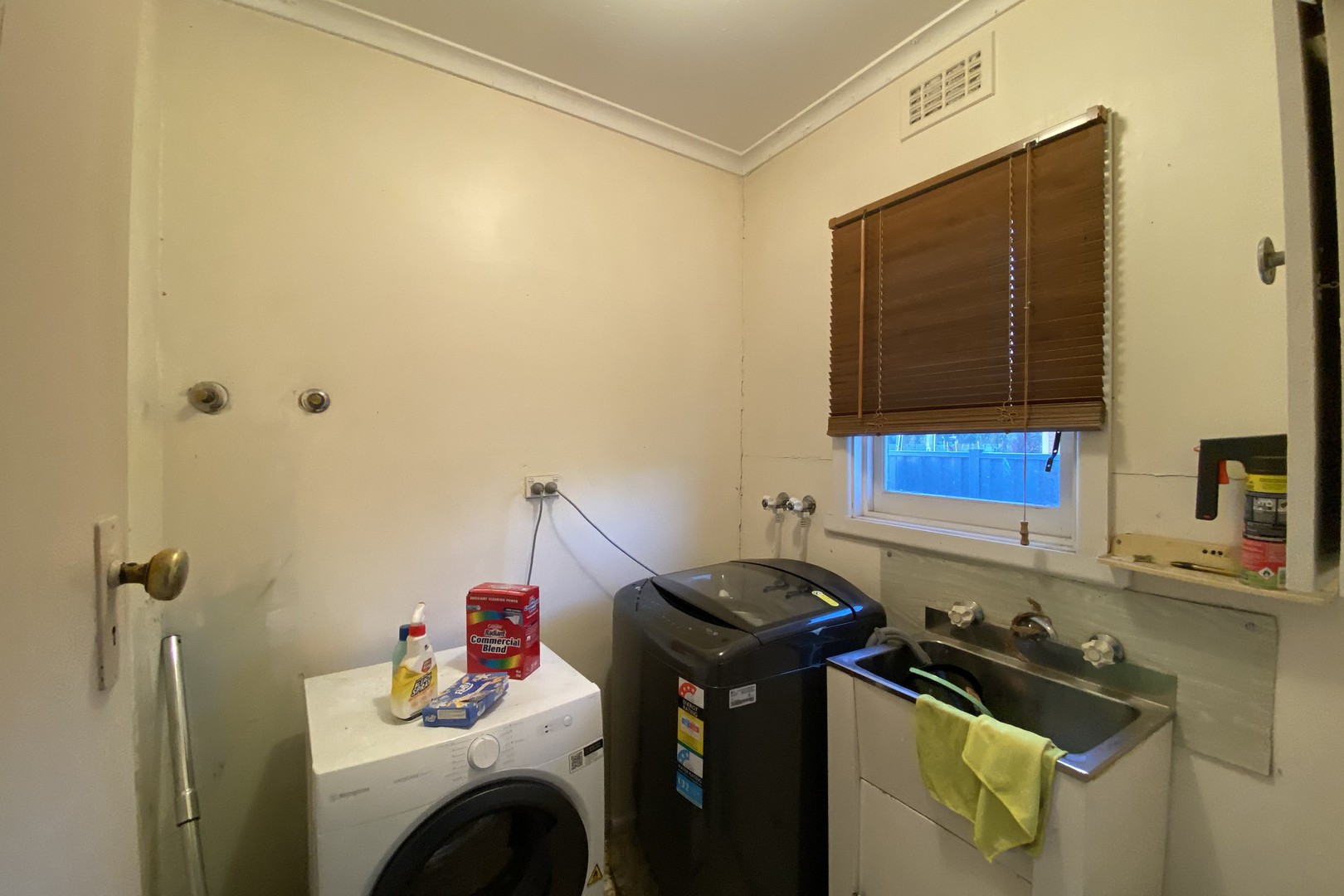 49 Dumbarton Street, Reservoir, VIC 3073, Reservoir - Thumbnail 8