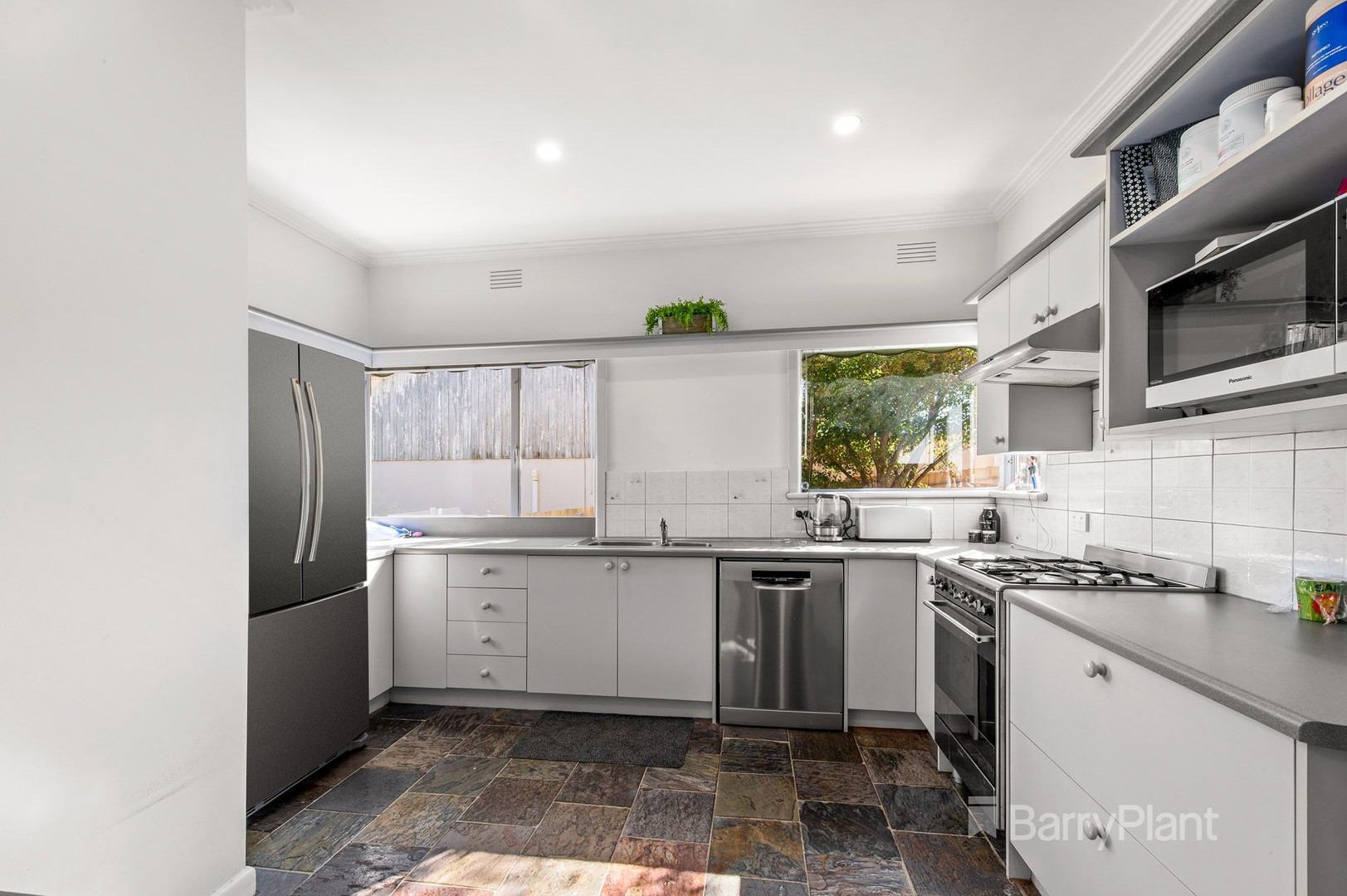 49 Edward Street, Lower Plenty, VIC 3093, Lower Plenty - Thumbnail 3
