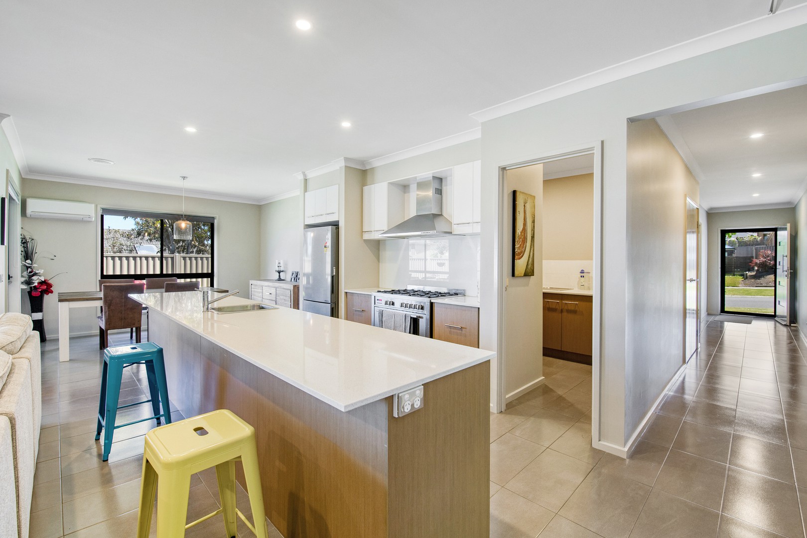 49 Harrison Way, Pakenham, VIC 3810, Pakenham - Thumbnail 5