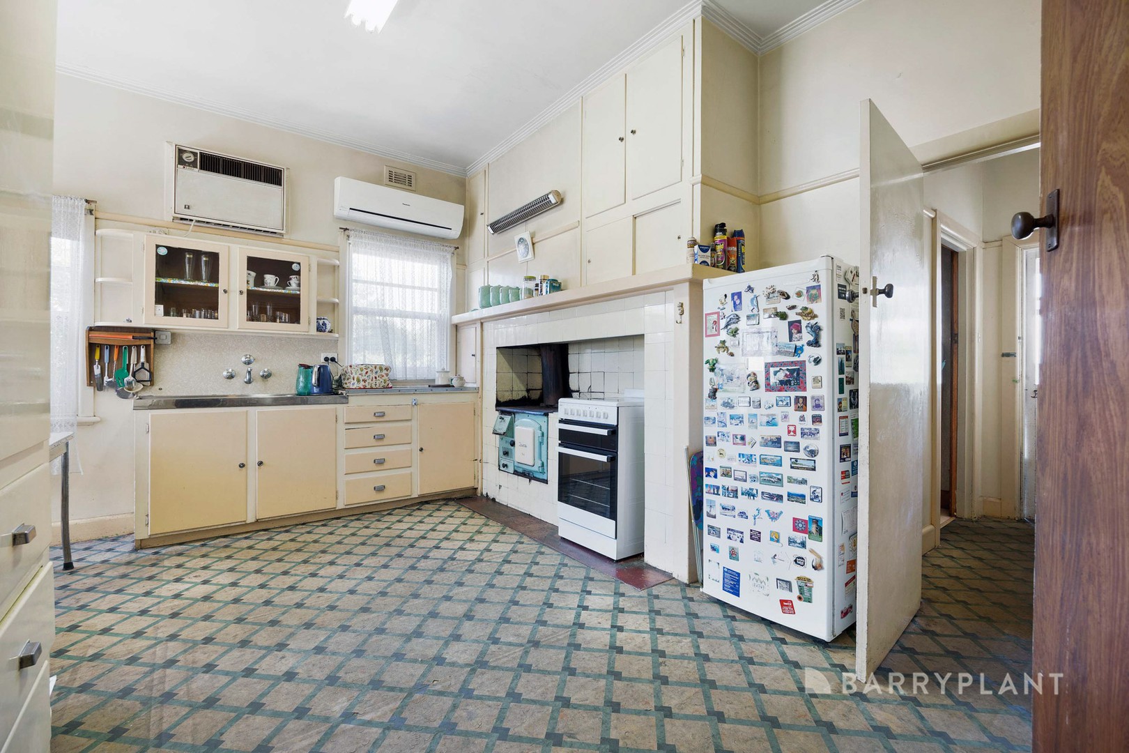 49 Inkerman Street, Maryborough, VIC 3465, Maryborough - Thumbnail 4