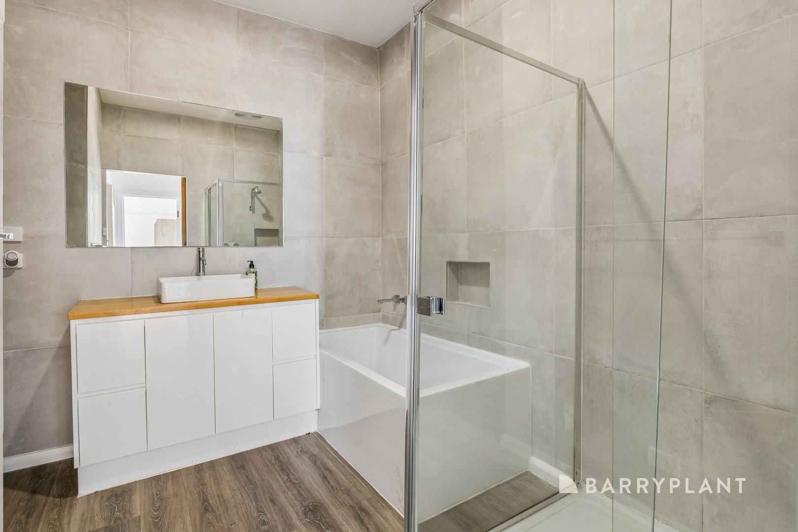 49 Jetty Road, Rosebud, VIC 3939 - Thumbnail 1 - 30/07/2026