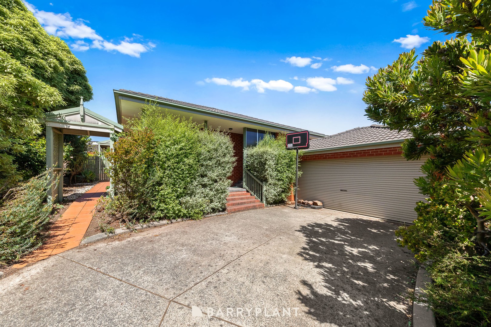 49 John Fisher Drive, Berwick, VIC 3806, Berwick - Thumbnail 2