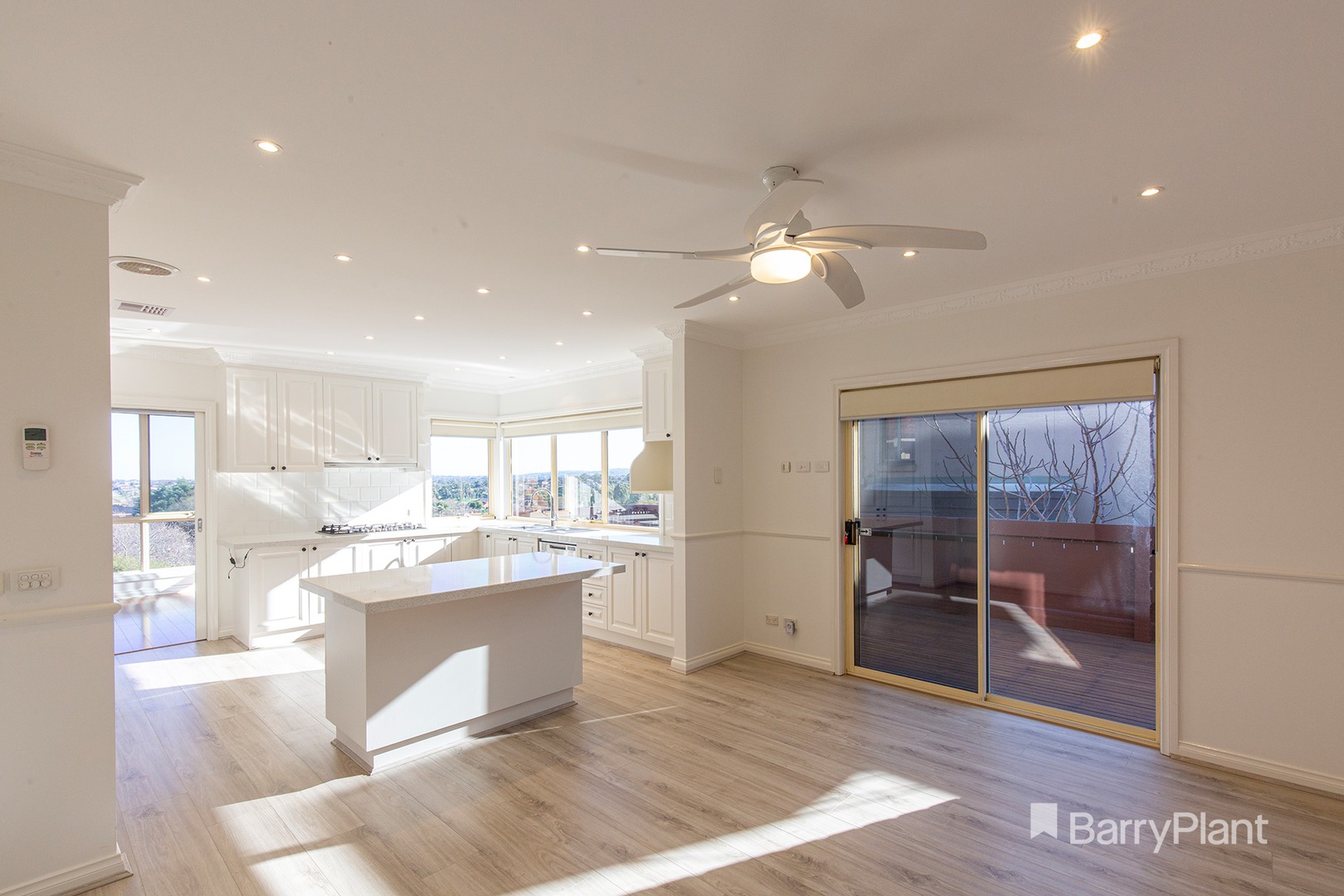 49 Lawrence Drive, Berwick, VIC 3806, Berwick - Thumbnail 2