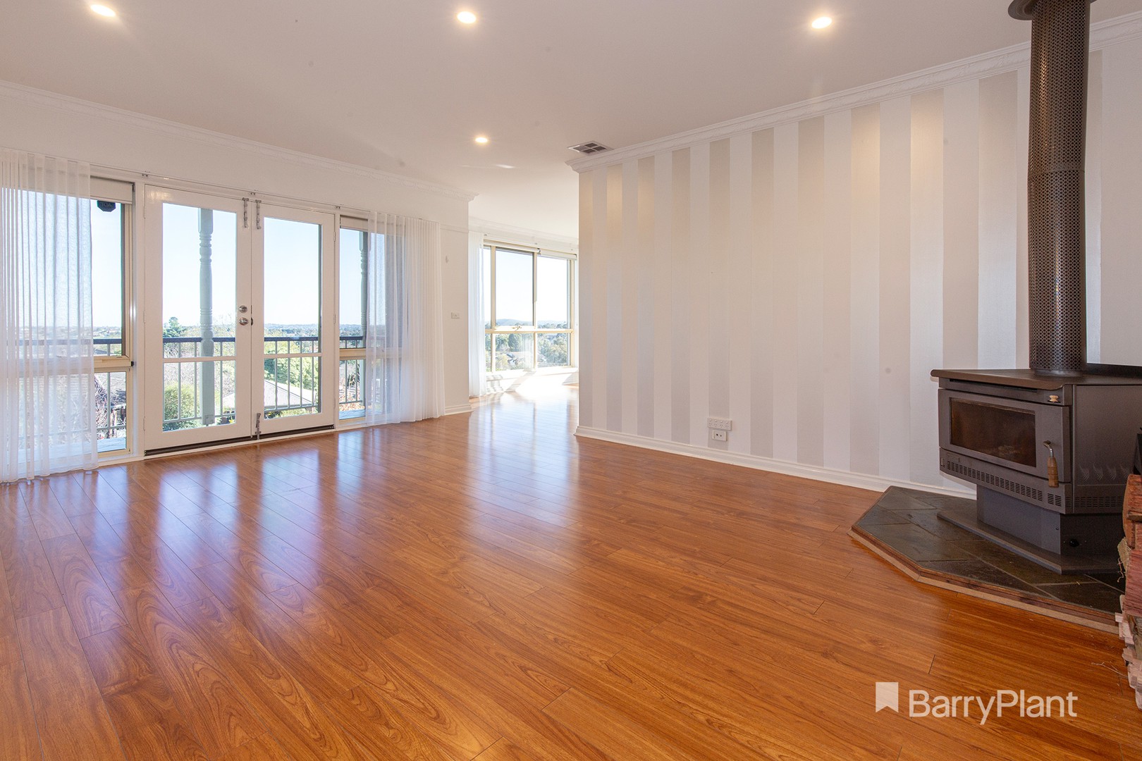 49 Lawrence Drive, Berwick, VIC 3806, Berwick - Thumbnail 5