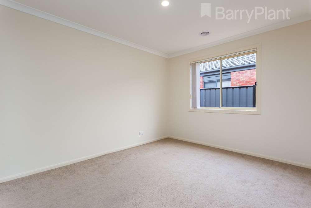 49 Lindsay Gardens, Point Cook, VIC 3030, Point Cook - Thumbnail 7