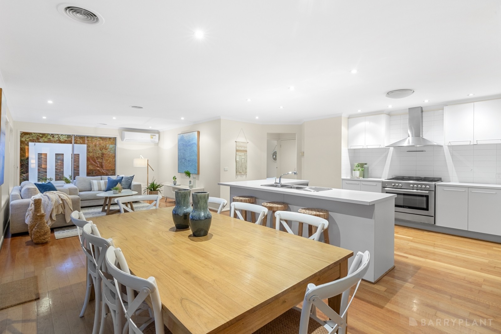49 Littlecroft Avenue, Narre Warren South, VIC 3805, Narre Warren South - Thumbnail 2