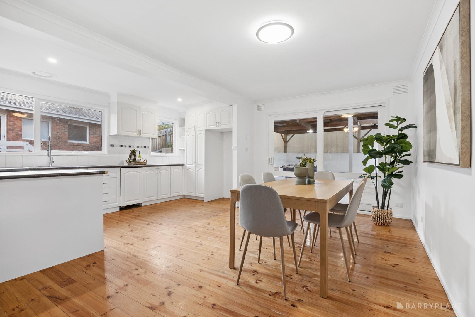 49 Long Valley Way, Doncaster East, VIC 3109, Doncaster East - Thumbnail 6