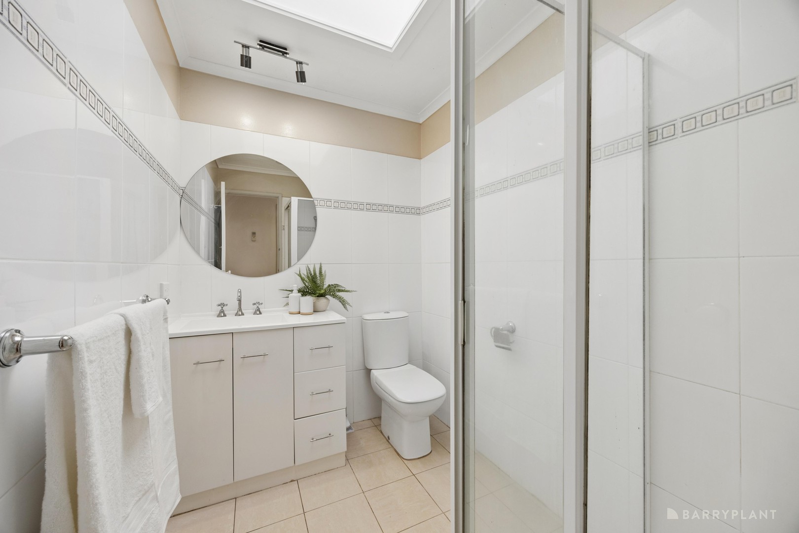 49 Long Valley Way, Doncaster East, VIC 3109, Doncaster East - Thumbnail 8
