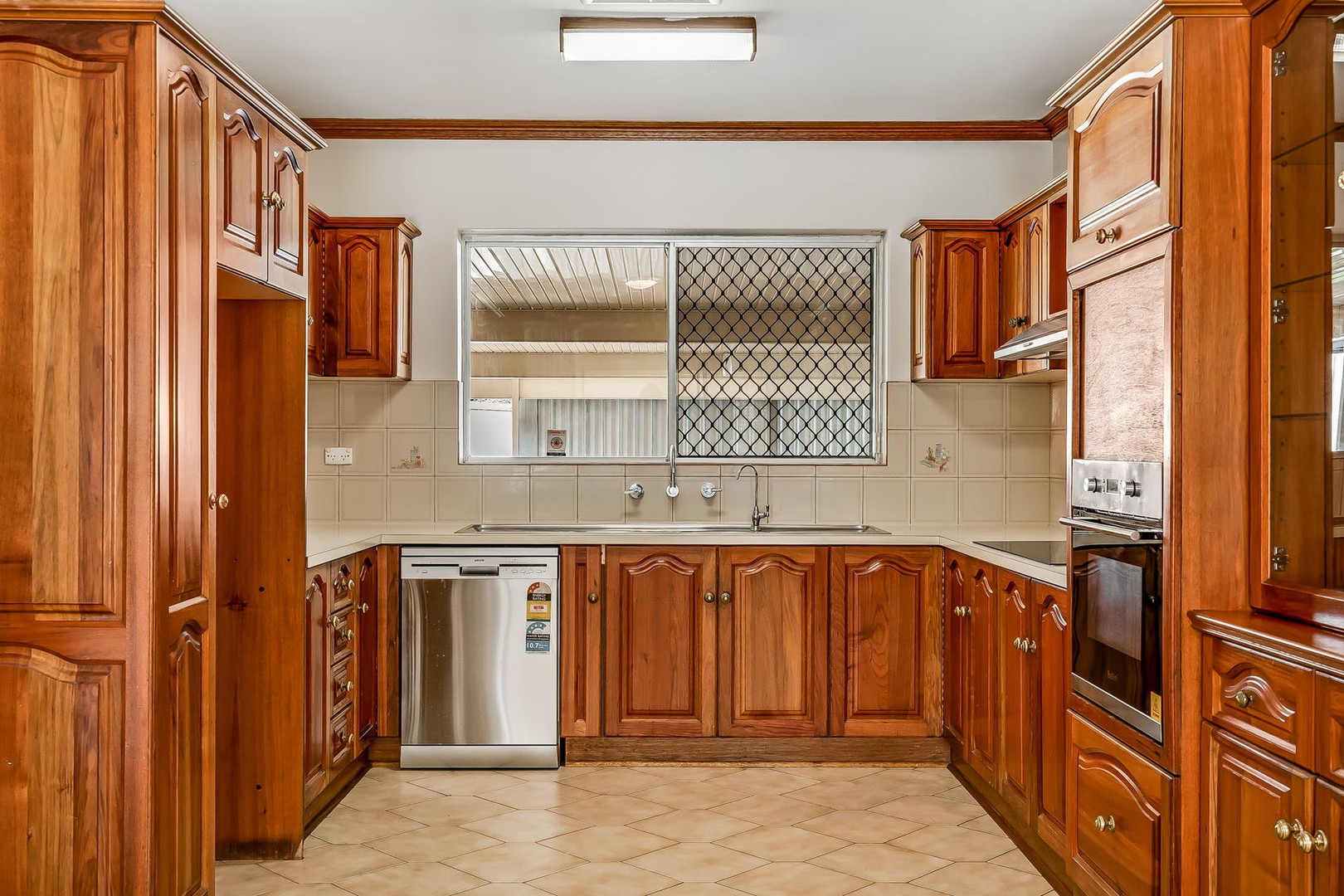 49 Mataro AvenueHope Valley, sa 5090  - Leased, Hope Valley - Thumbnail 2