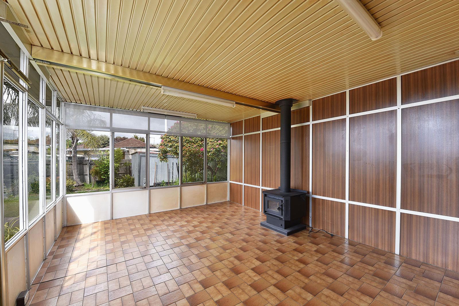 49 Medfield Avenue, Avondale Heights, VIC 3034, Avondale Heights - Thumbnail 5