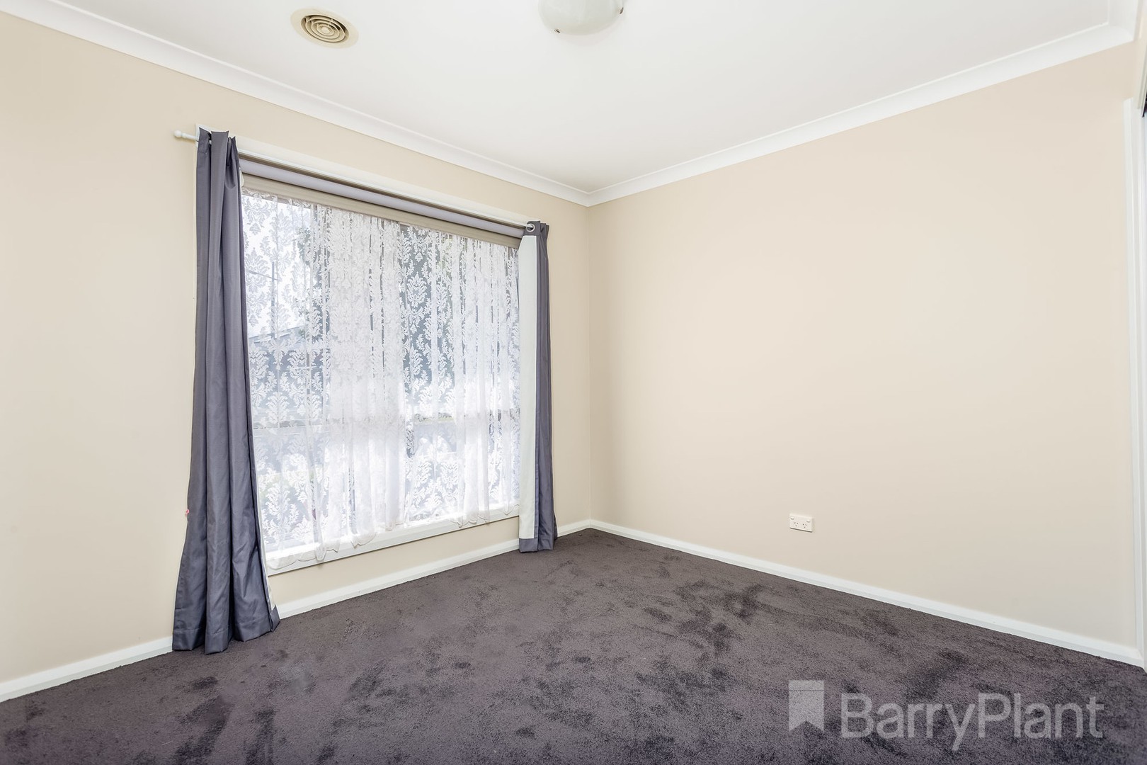 49 Michael Place, Point Cook, VIC 3030 - Thumbnail 2 - 25/02/2022