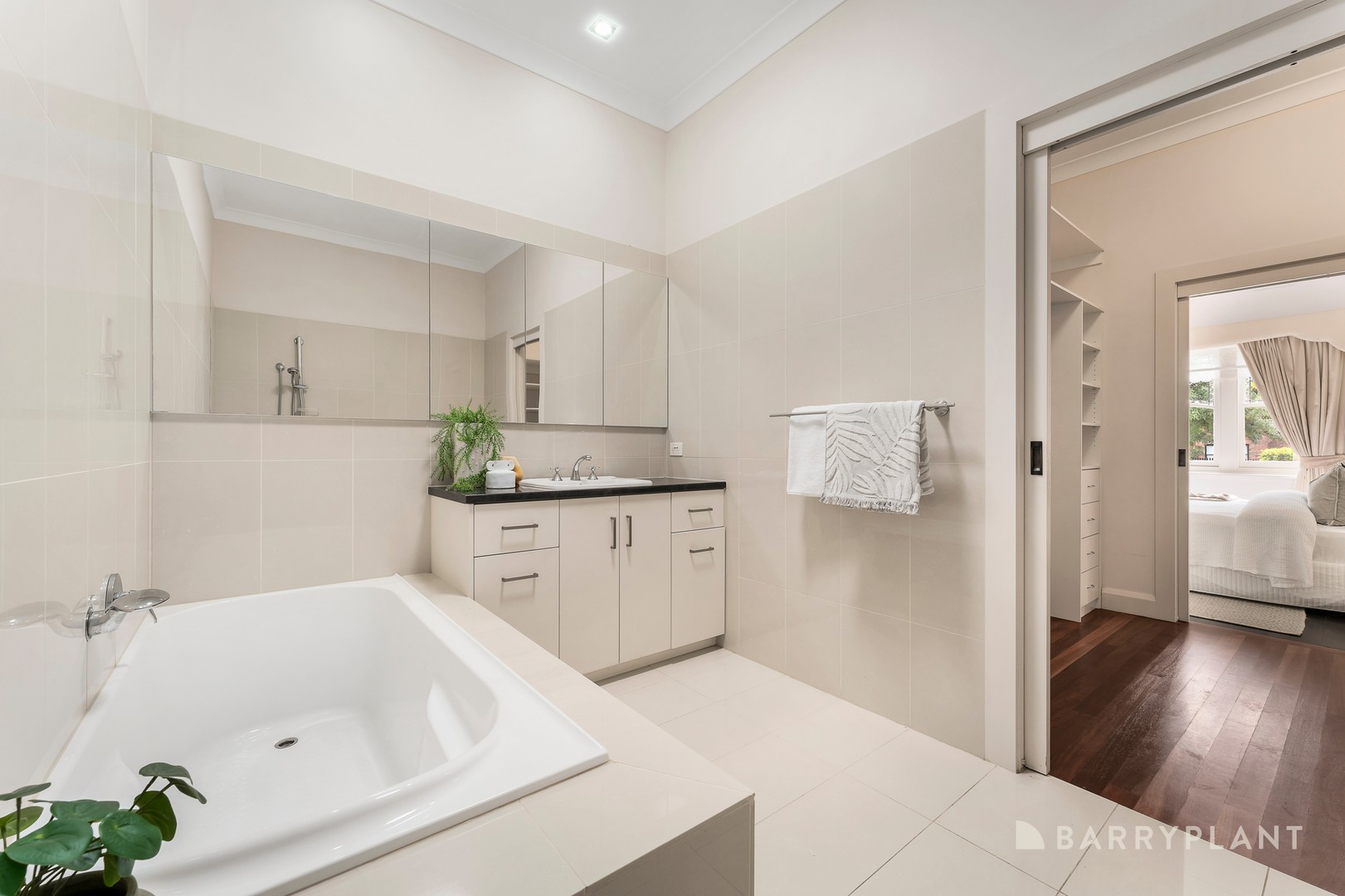 49 Roberts Street, Essendon, VIC 3040, Essendon - Thumbnail 8
