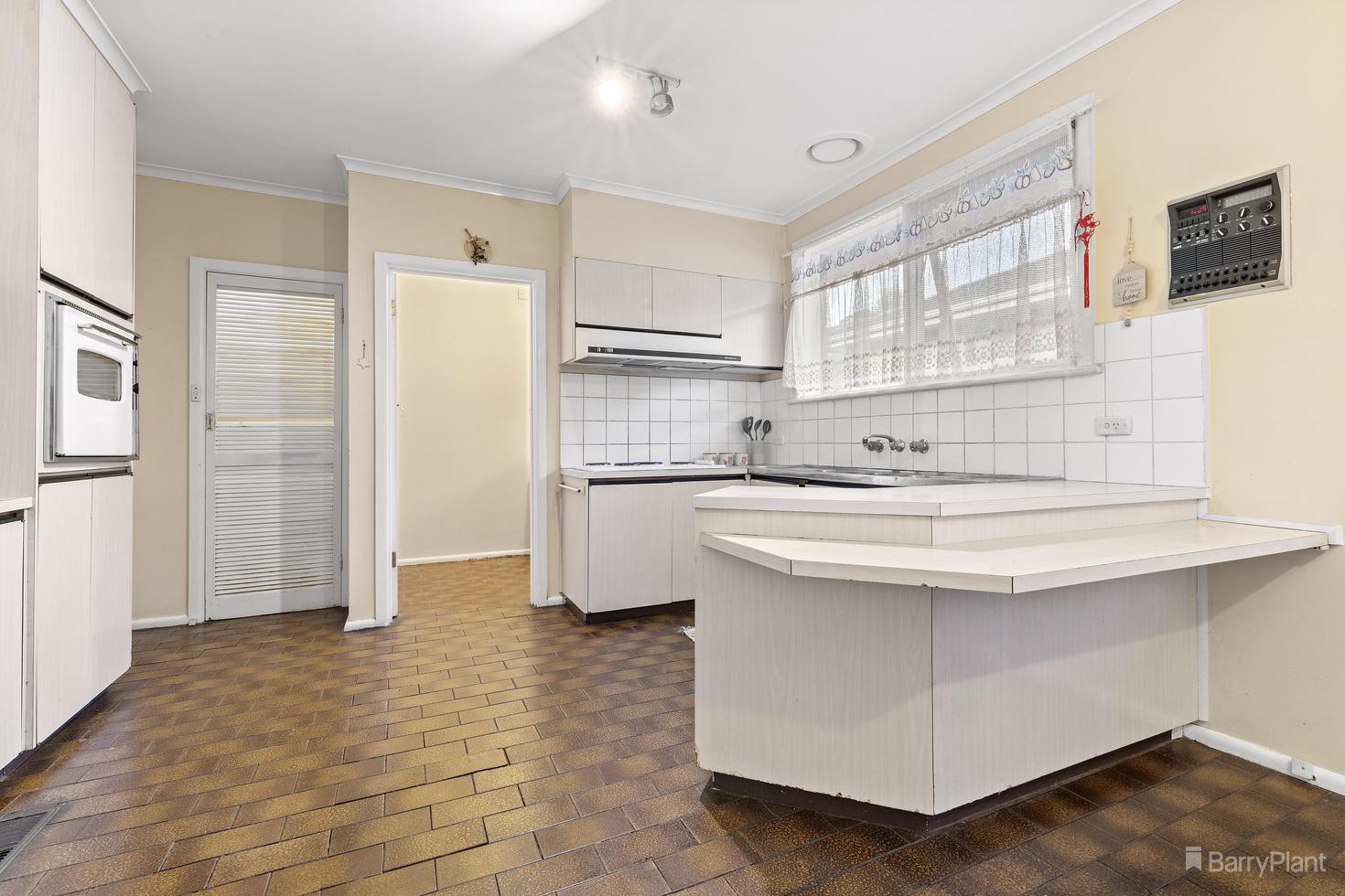 49 Saxonwood Drive, Doncaster East, VIC 3109, Doncaster East - Thumbnail 3