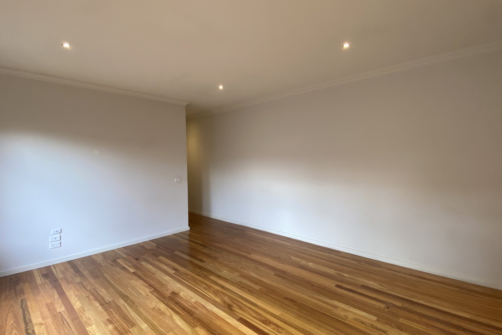 49 Steane Street, Reservoir, VIC 3073, Reservoir - Thumbnail 5