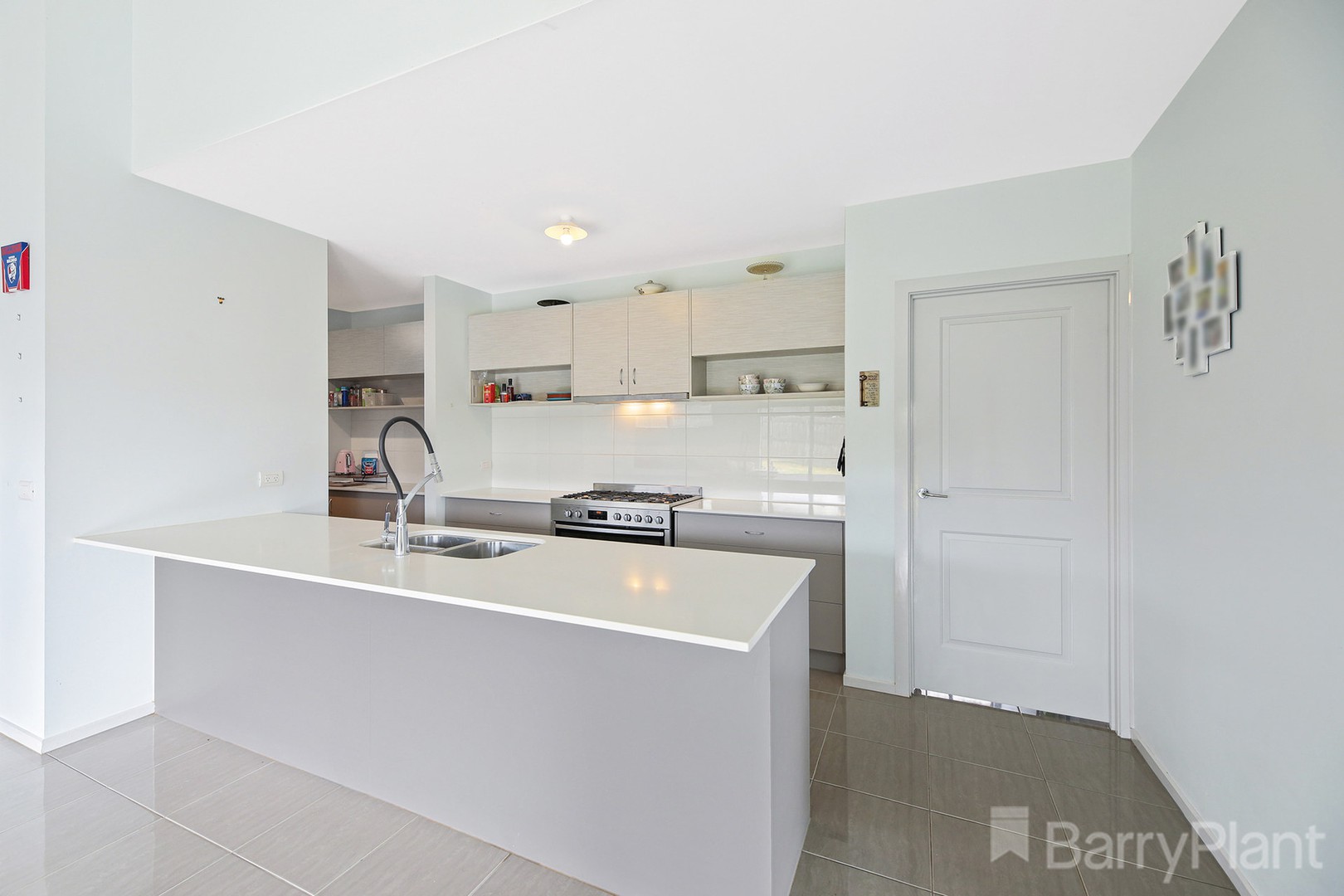 49 Summerhill Boulevard, Drouin, VIC 3818, Drouin - Thumbnail 2