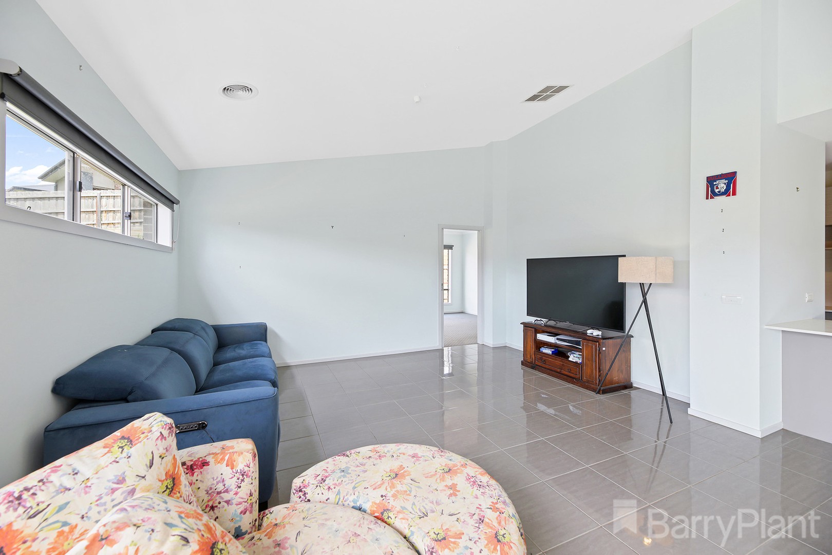 49 Summerhill Boulevard, Drouin, VIC 3818, Drouin - Thumbnail 4