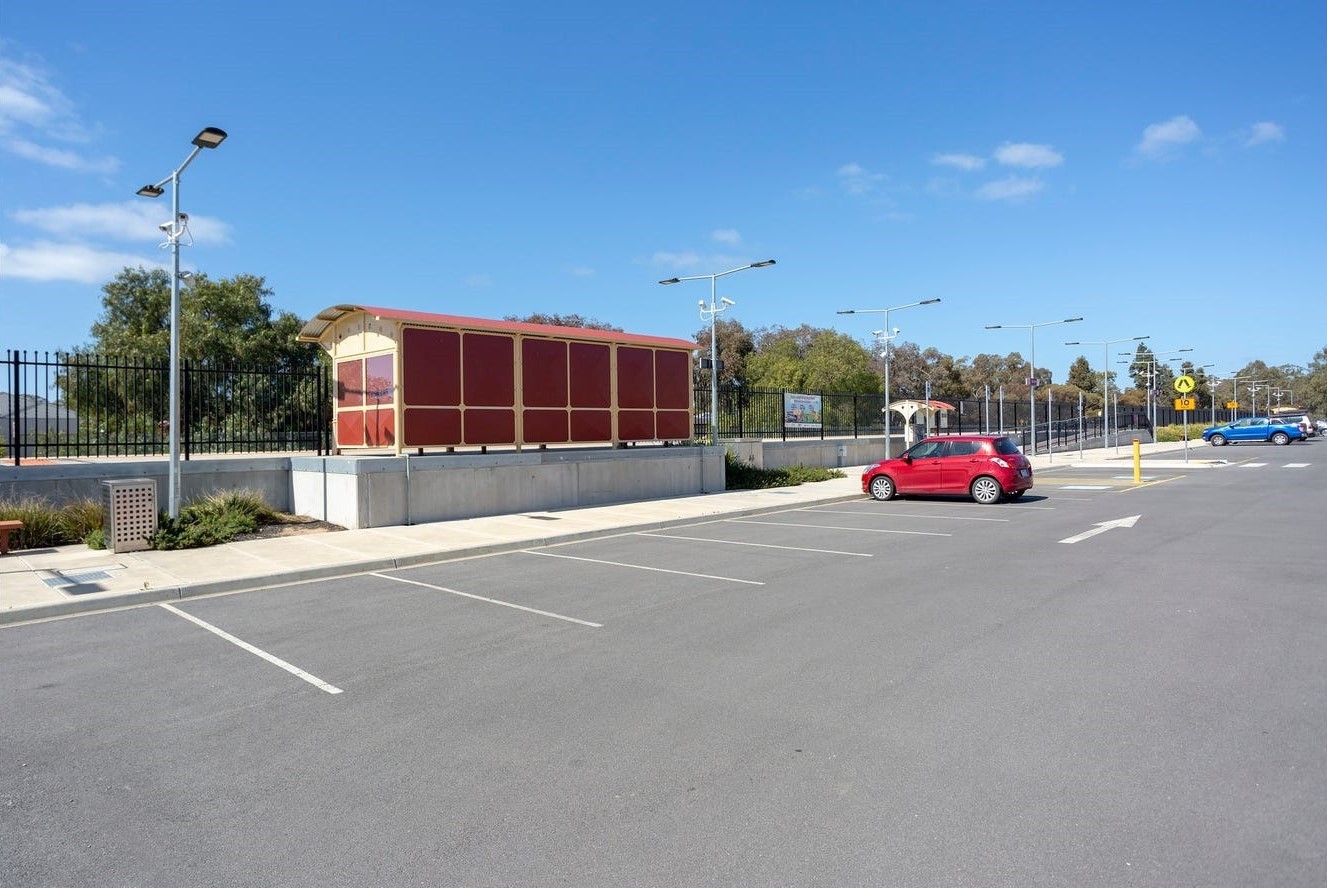 49 Tobin Crescent, Epsom, VIC 3551, Epsom - Thumbnail 4