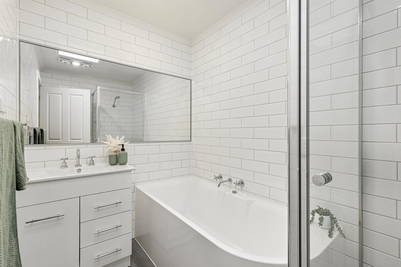 49 Townview Avenue, Wantirna South, VIC 3152, Wantirna South - Thumbnail 8