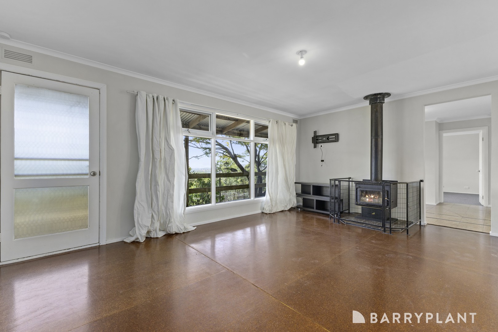49 Wallace Road, Christmas Hills, VIC 3775, Christmas Hills - Thumbnail 2