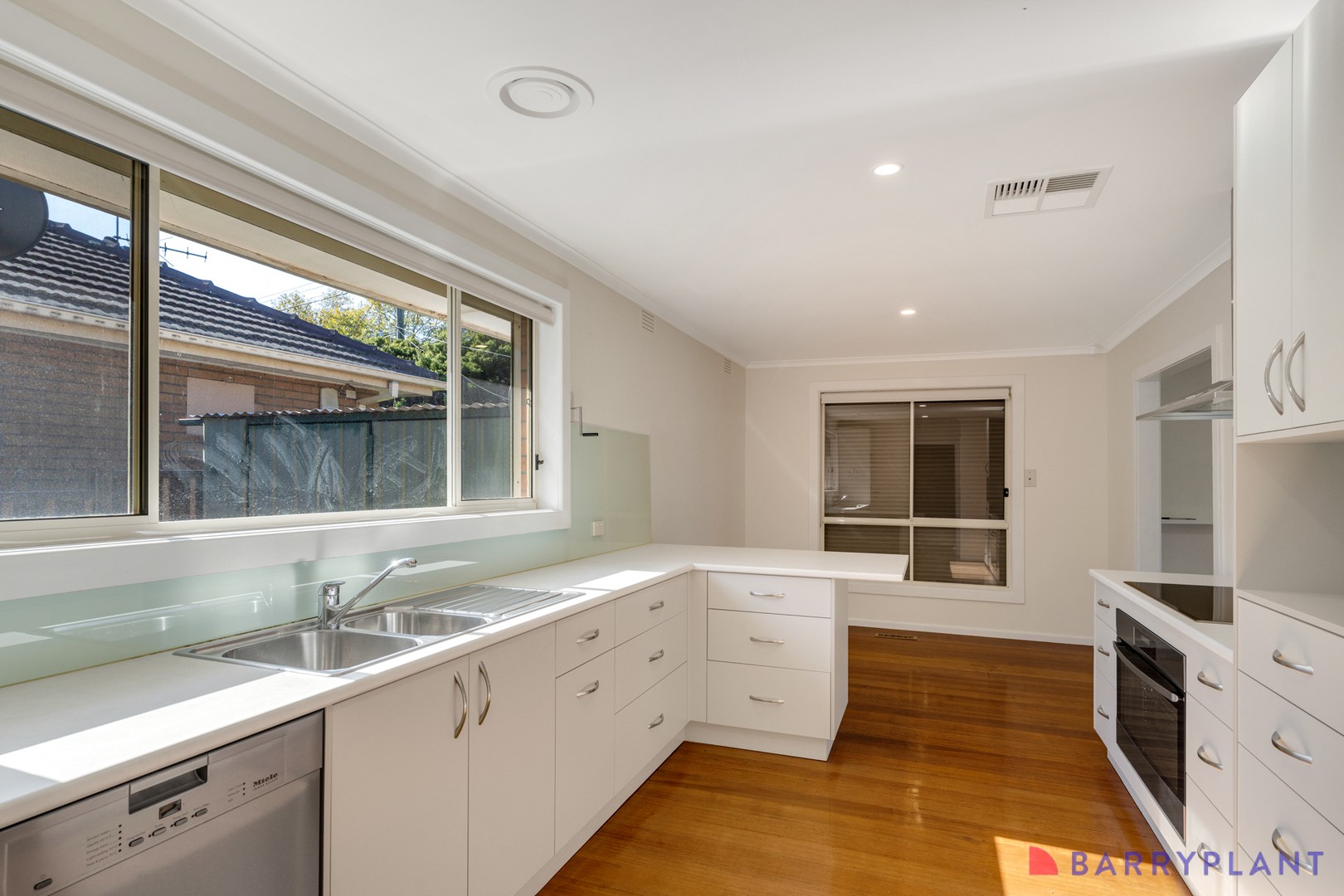 49 Wilson Boulevard, Reservoir, VIC 3073, Reservoir - Thumbnail 6