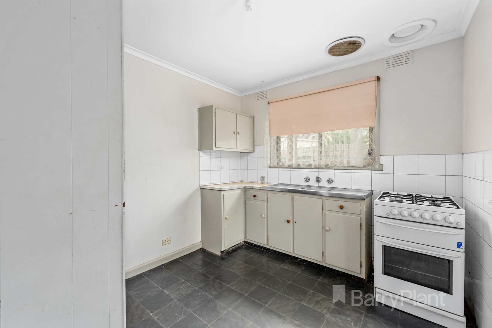 9 Swansea Road, MONTROSE, Montrose - Thumbnail 4