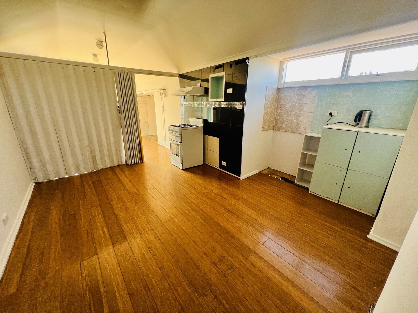 49B Dickson Street, Sunshine, VIC 3020, Sunshine - Thumbnail 4