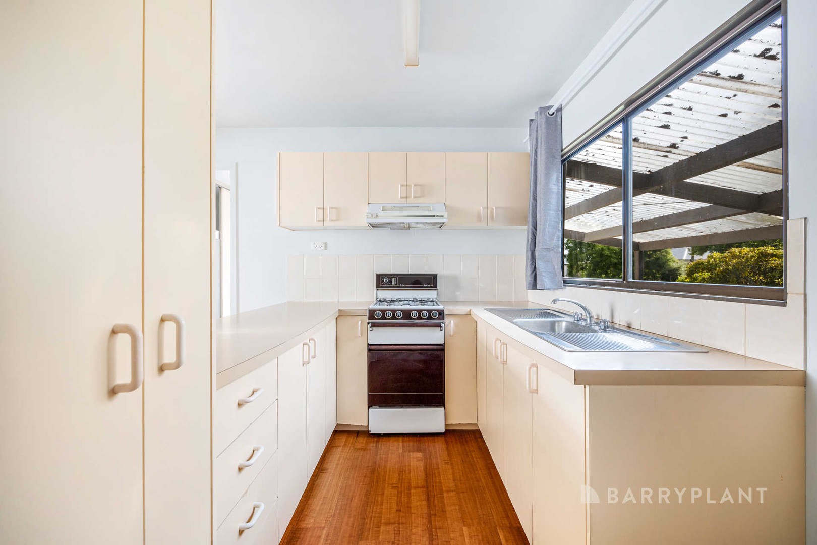 4A Howard St, Soldiers Hill, VIC 3350, Soldiers Hill - Thumbnail 3