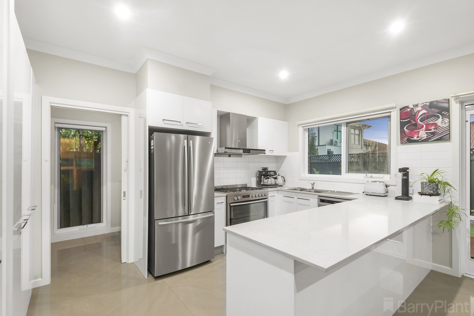 4A Maidstone Street, Ringwood, VIC 3134, Ringwood - Thumbnail 3
