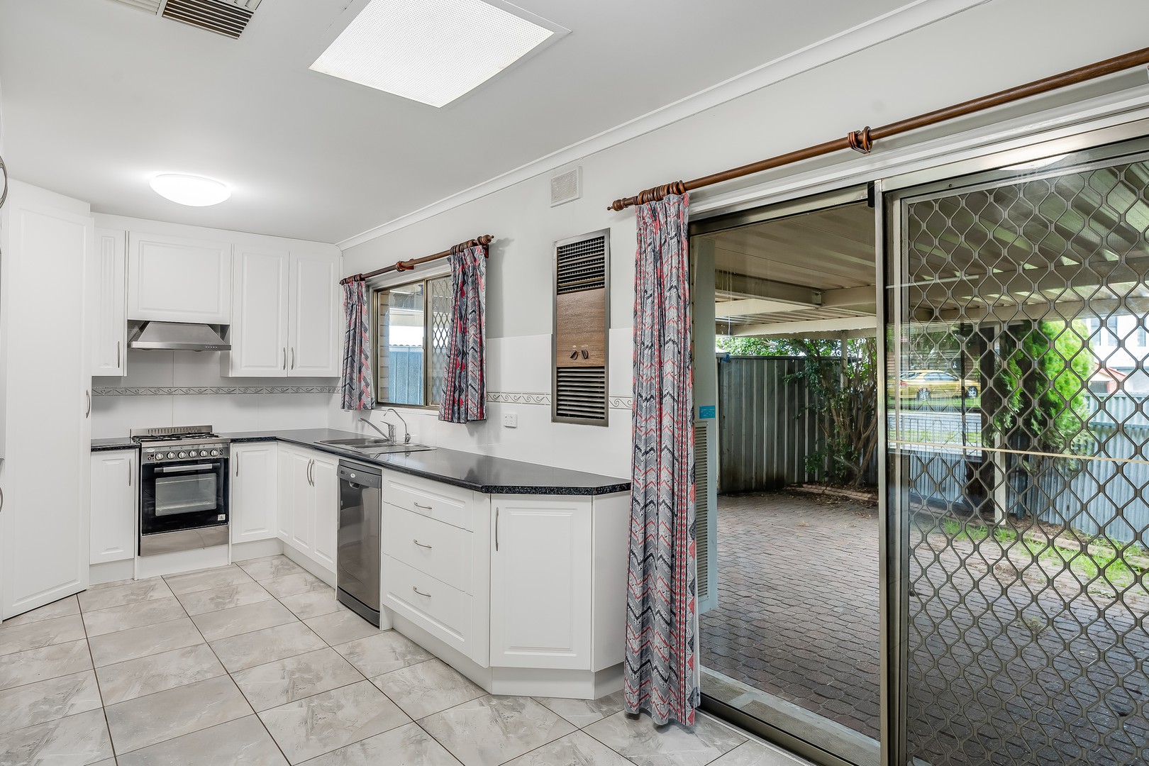 4A Raymond Road, St Agnes, SA 5097, Modbury - Thumbnail 8