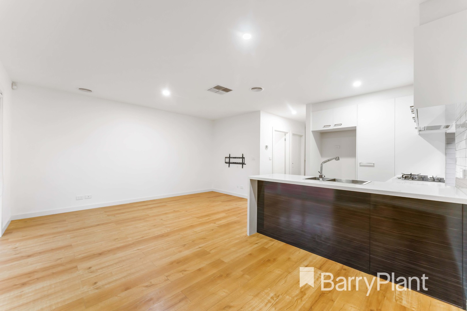 4A Reaburn Avenue, St Albans, VIC 3021, St Albans - Thumbnail 6