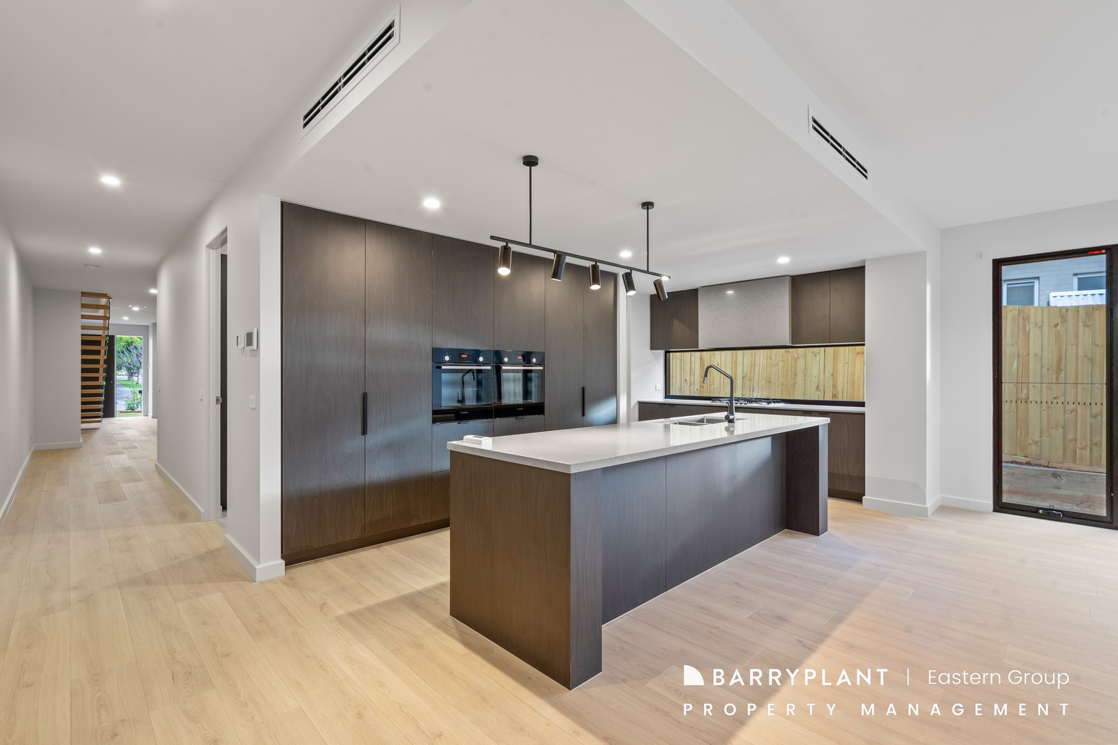 4A Regal Avenue, Doncaster East, VIC 3109, Doncaster East - Thumbnail 2