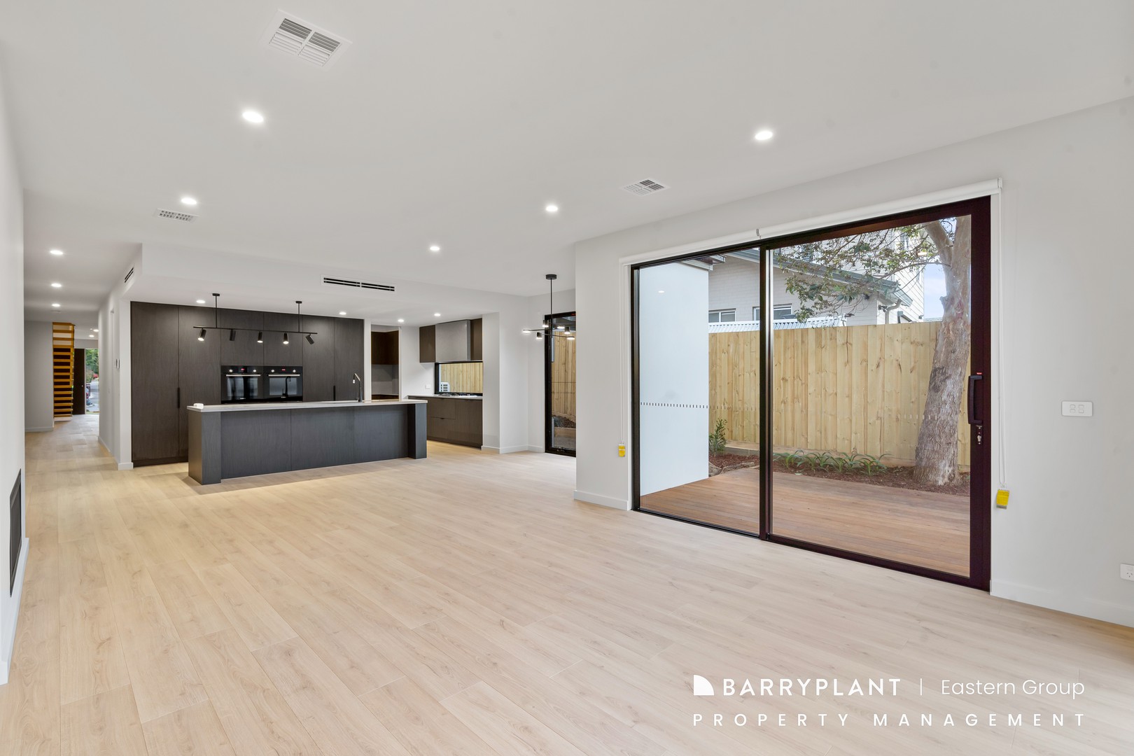 4A Regal Avenue, Doncaster East, VIC 3109, Doncaster East - Thumbnail 4