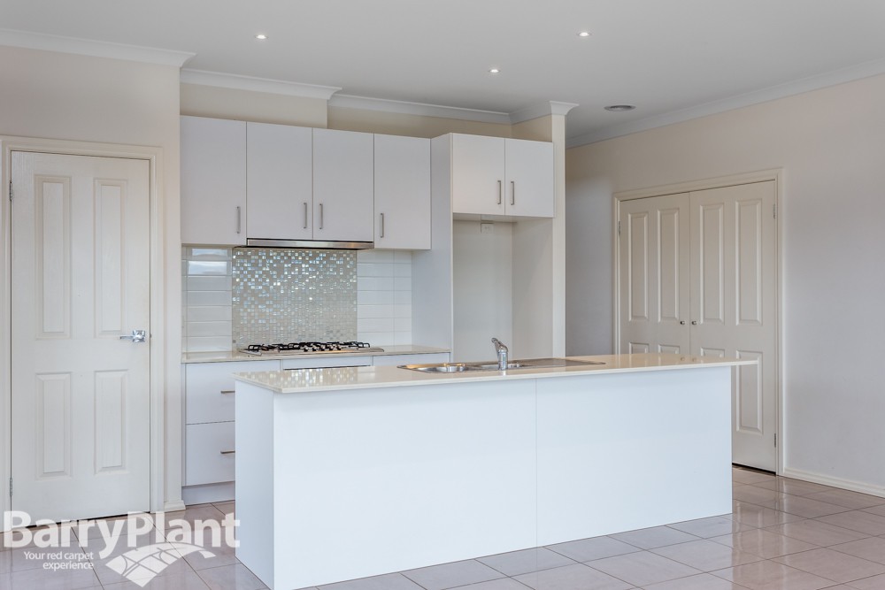 4C Rowland Drive, Point Cook, VIC 3030, Point Cook - Thumbnail 5