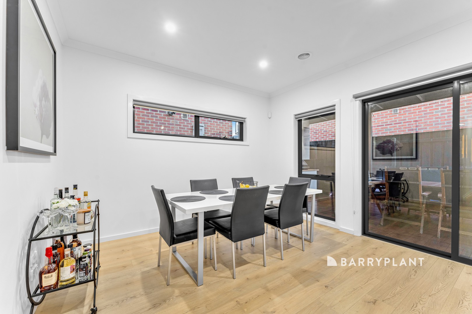 4C Sylvanwood Crescent, Narre Warren, VIC 3805, Narre Warren - Thumbnail 4