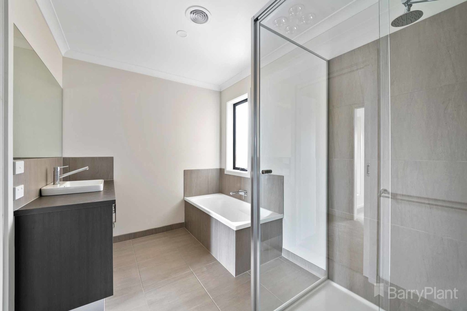 4D Longwarry Road, Drouin, VIC 3818, Drouin - Thumbnail 7