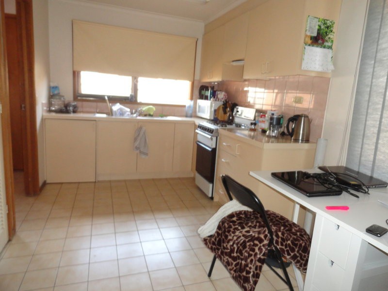 5/10 Kennedy Avenue, Ringwood, VIC 3134, Ringwood - Thumbnail 3