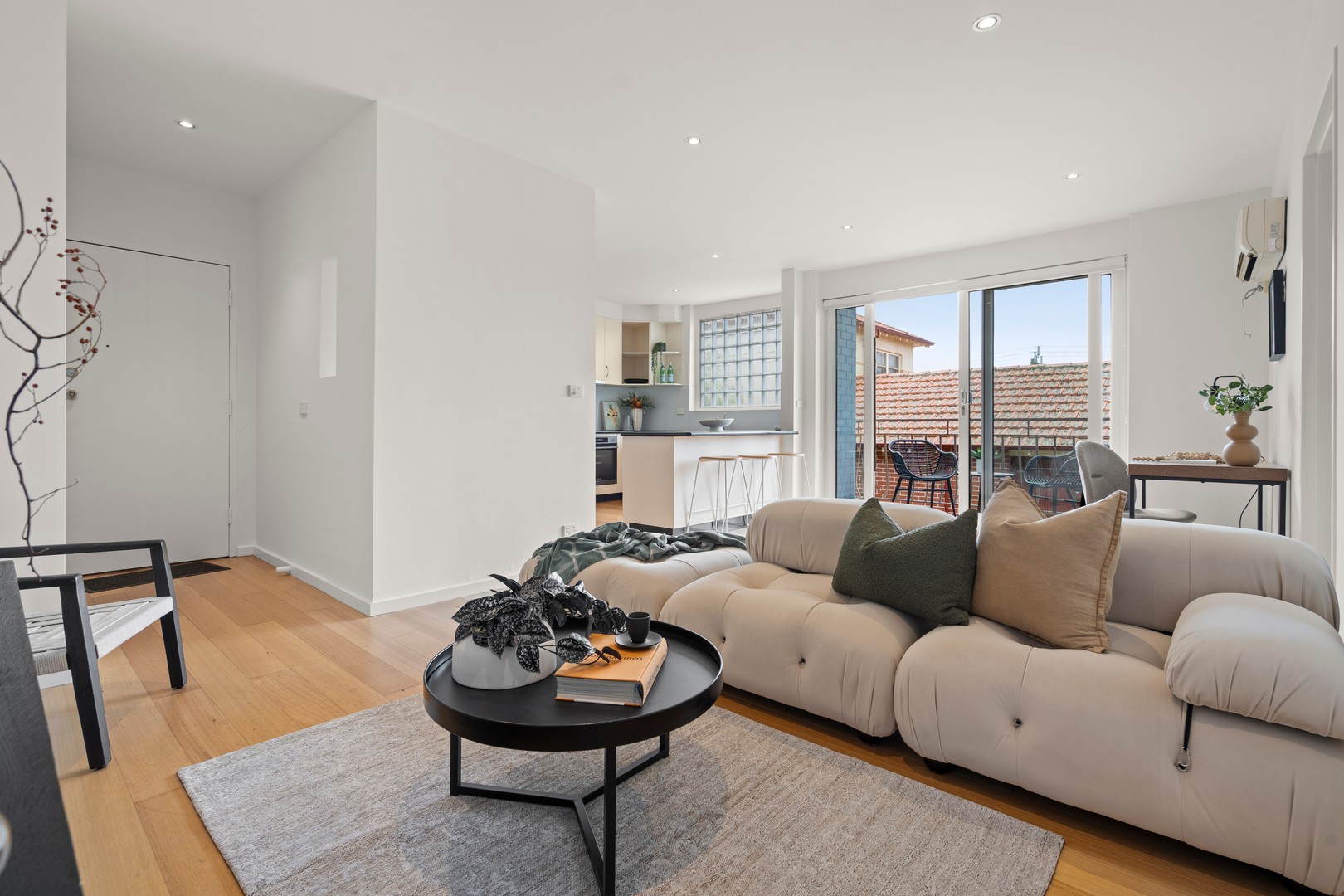 5/112-114 Mcpherson Street, Essendon, VIC 3040, Essendon - Thumbnail 4