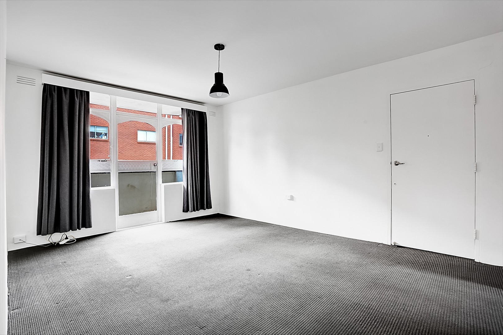 5/13-15 Nicholson Street, Footscray, VIC 3011 - Thumbnail 2 - 03/11/2025